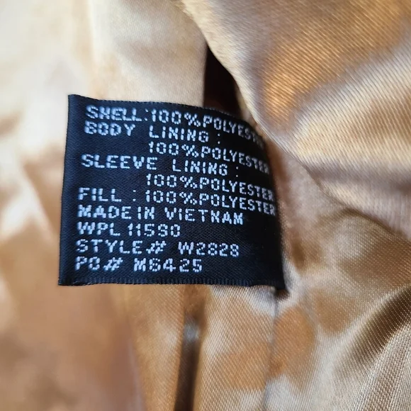 Disney's Wilderness Lodge Disneyland Tan Quilted Lined Jacket sz L - Picture 6 of 7